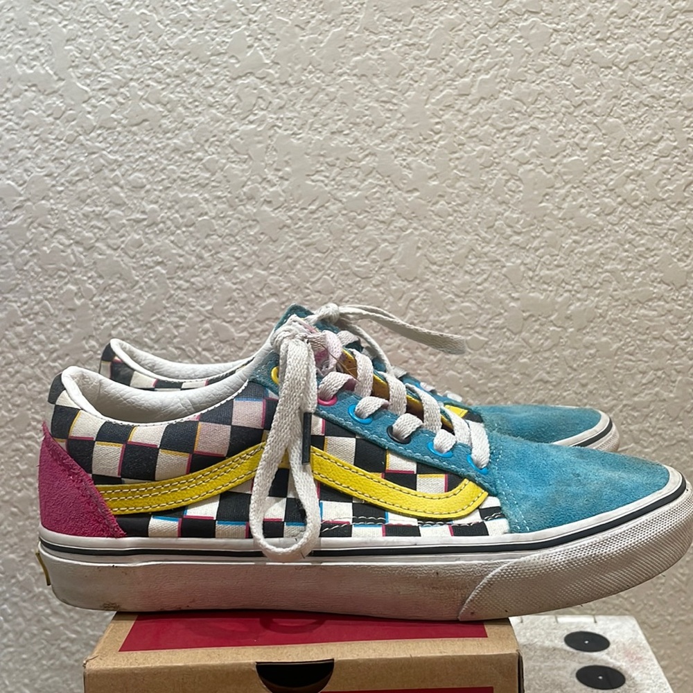 Vans checkers multi color blue and pink.